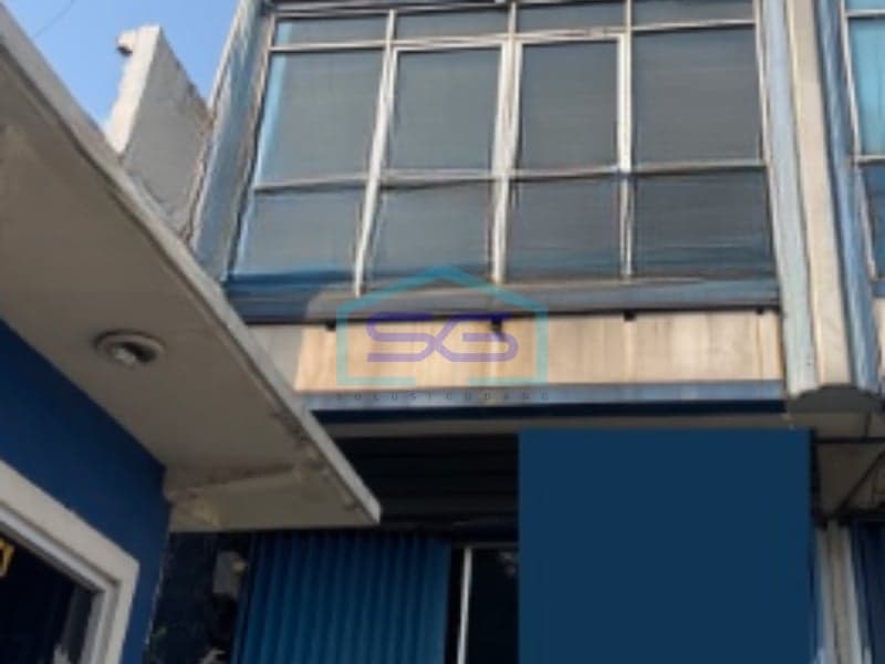 Disewakan Ruko Luas Bangunan 306 m² Lokasi di Jakarta Timur