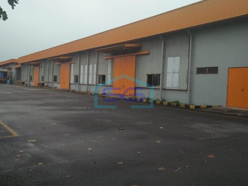 Dijual Gudang Ex Pabrik Plastik Injection di MM2100 Cibitung Dekat EJIP Cikarang