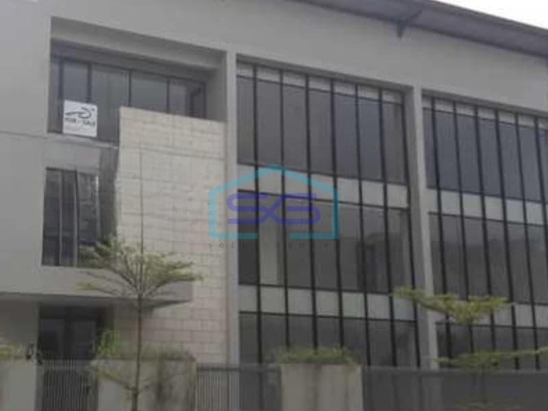 Dijual Gudang Luas Bangunan 845 m² Lokasi di Tangerang Banten