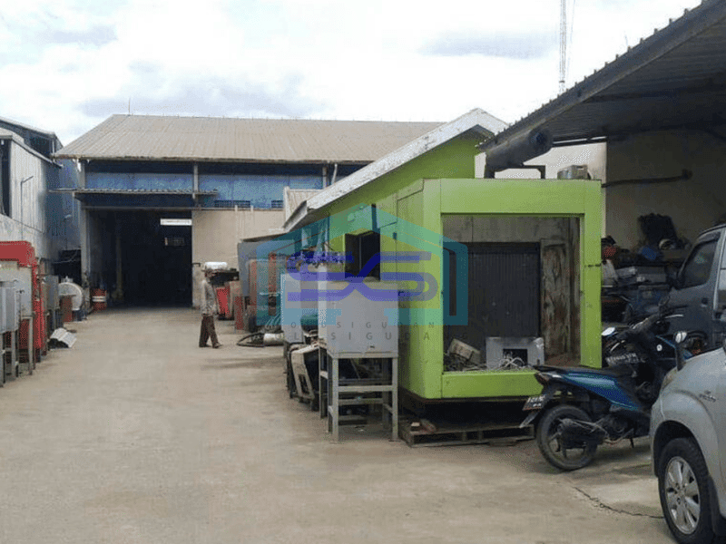 Dijual Gudang Aktif Salembaran 2000 m²