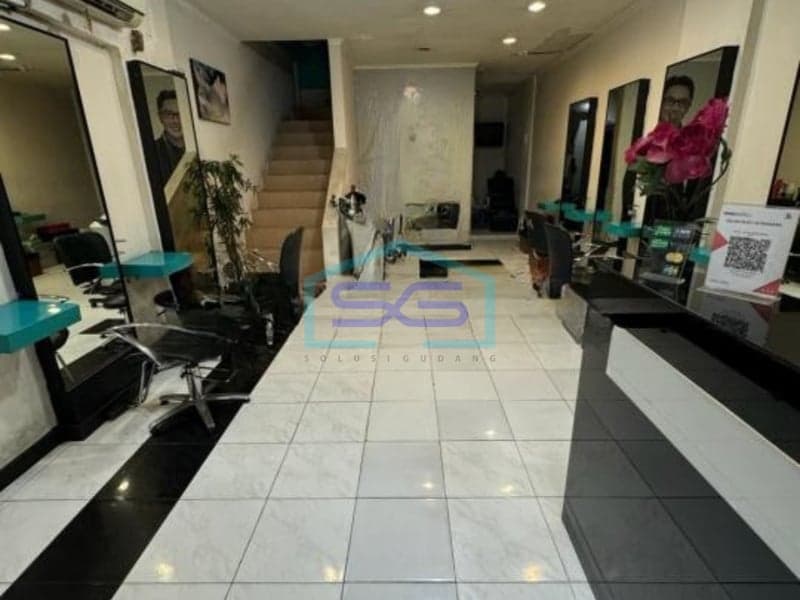 Dijual Ruko Strategis Jalan Raya di Jatinegara Jakarta Timur Luas Tanah 72 m²