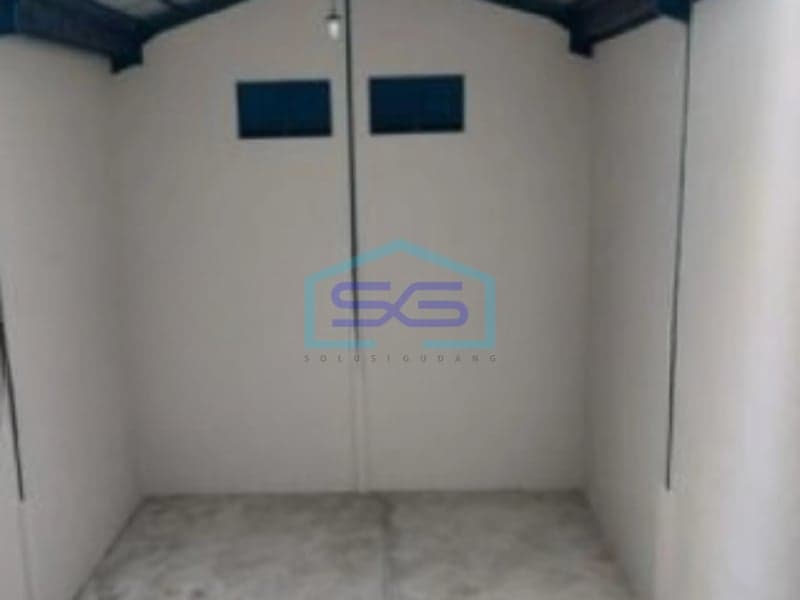 Disewakan Gudang 2 Lantai Bebas Banjir Luas Bangunan 270 m² Lokasi di Tangerang
