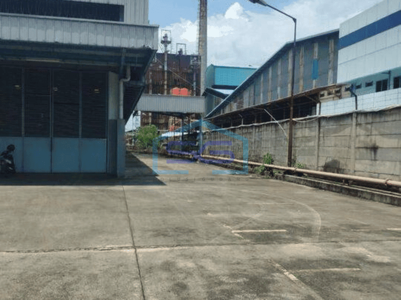Disewakan Gudang di kawasan jiep pulo gadung bangunan bagus