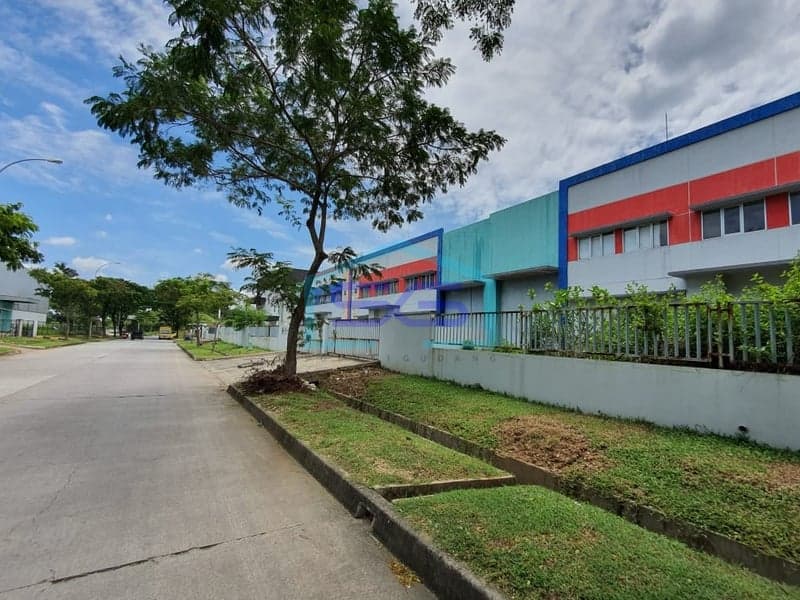Disewakan Gudang cikarang disewakan Delta Silicon Lippo Cikarang.