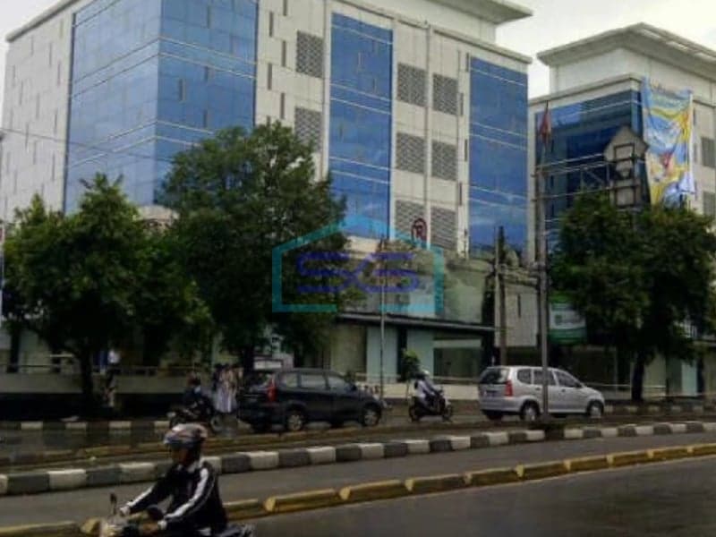 Dijual Kantor Lokasi Strategis di Kalibata, Jakarta Selatan LB 600 m²