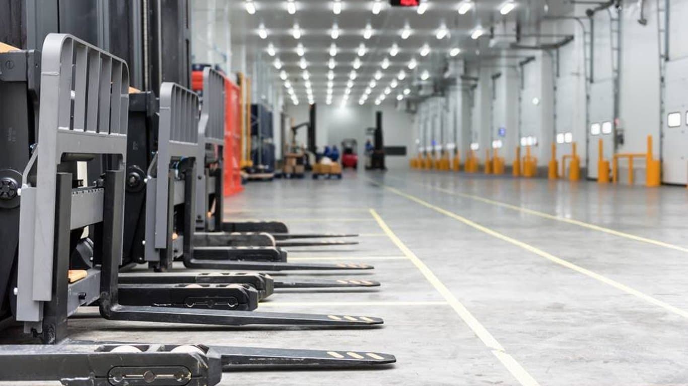 Mengenal apa itu Material Handling dan Penggunaannya dalam gudang