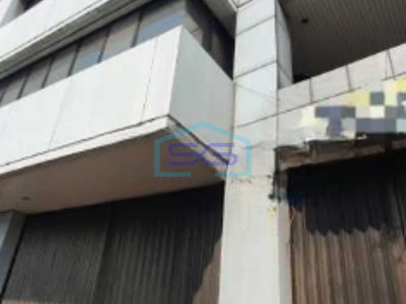 Disewakan Kantor Lokasi Strategis di Kompas Gajah Mada, Jakarta Barat LB 1.082 m²