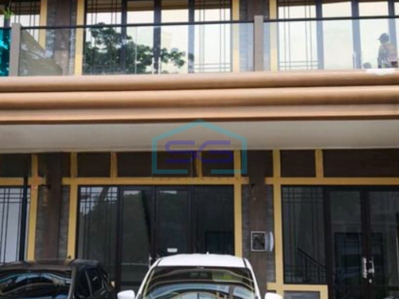 Disewakan Ruko Lokasi Strategis Luas Bangunan 162 m² 3 Lantai di Tangerang