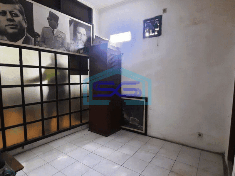 Disewakan Ruko dipinggir jalan kebagusan Jagakarsa cocok untuk usaha kantor/gudang