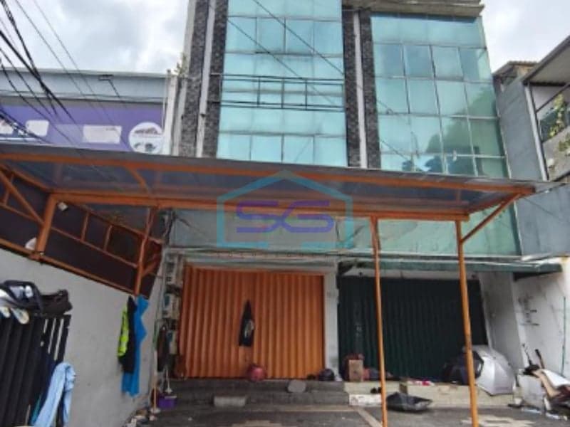Disewakan Ruko Cocok Untuk Kantor dan Strategis di Jakarta Selatan LB 224 m²
