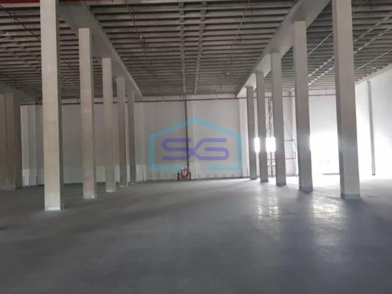 Disewakan gudang di MM2100 luas 8000m