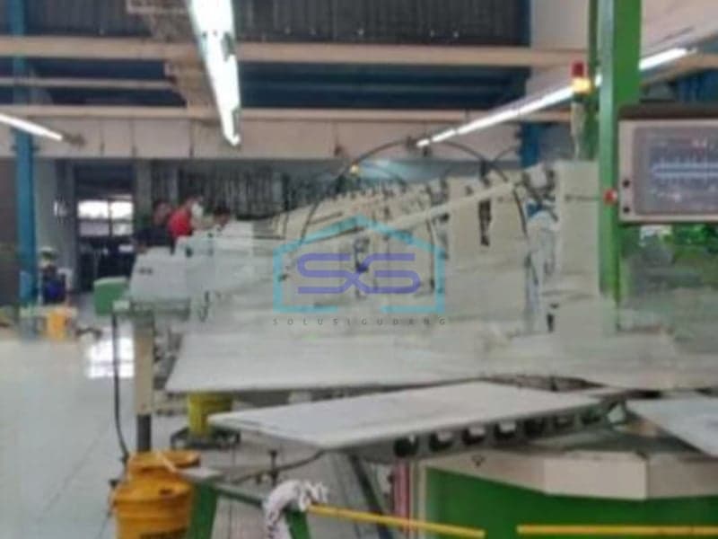 Dijual Gudang Pabrik Luas Bangunan 9000 m² Lokasi di Karawang Timur