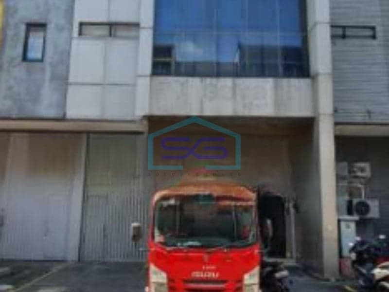 Disewakan Gudang Lokasi Strategis di Infinia Park Tebet, Jakarta Selatan LB 515 m²