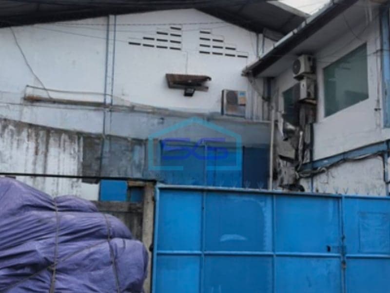 Disewakan Gudang Ada Kantor Luas Tanah 420 m² Lokasi di Jakarta Barat 2 Lantai