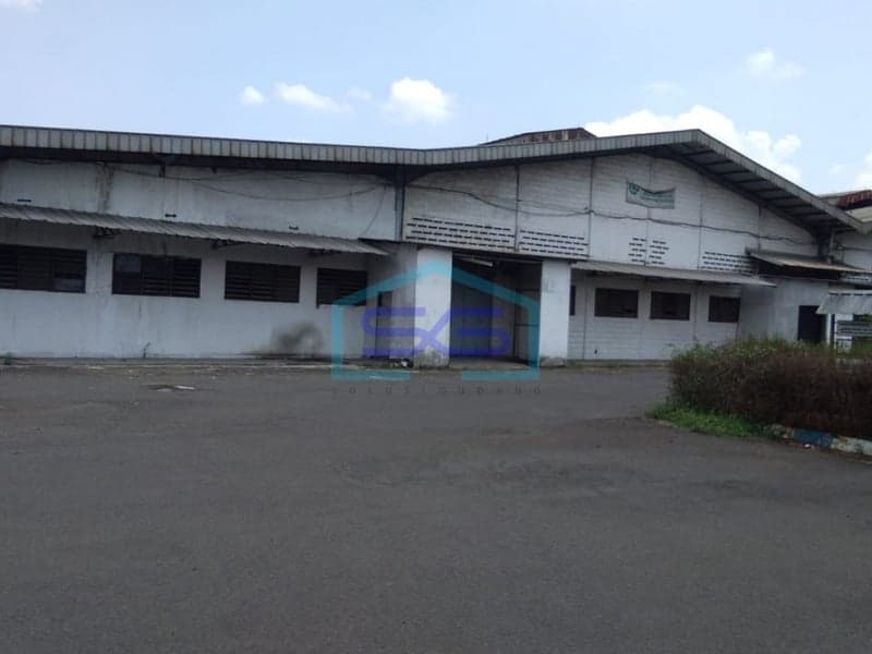 Dijual Gudang Pabrik di Karawang, Kondsisi Istimewa di Karawang Timur.