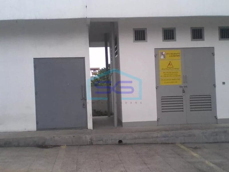 Dijual di Deltasilikon Cikarang luas 1650m