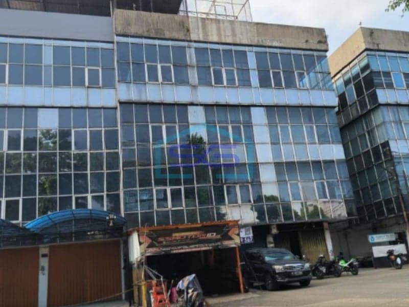 Disewakan Ruko Gandeng Lokasi Strategis di Kemayoran, Jakarta Pusat LB 600 m²