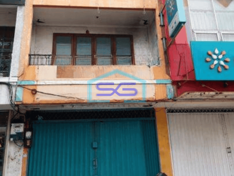 Disewakan ruko strategis siap untuk usaha di Taman Ratu, Jakarta Barat