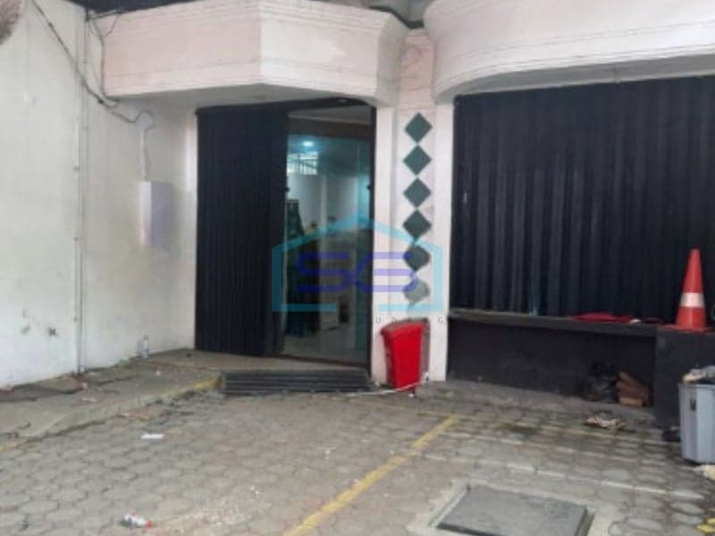 Disewakan Ruko Lokasi Prime di Makaliwe Grogol, Jakarta Barat LB 370 m²
