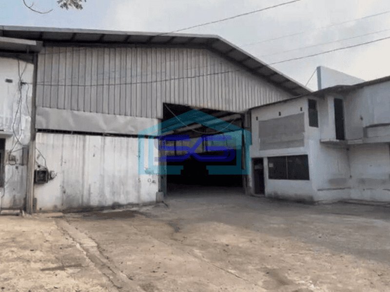 Disewakan Gudang 420 m² 10x42 di Legok