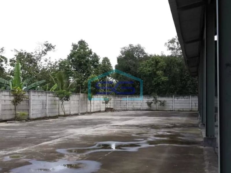 Dijual gudang / Workshop ada hois di Cileungsi luas bangunan 1500m