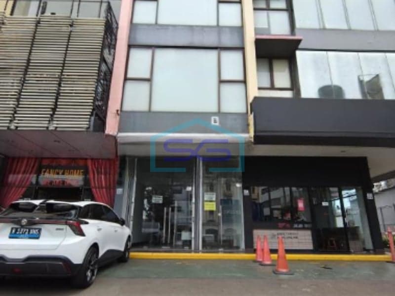 Disewakan Ruko Ada Basement di Pancoran, Jakarta Selatan LB 328 m²