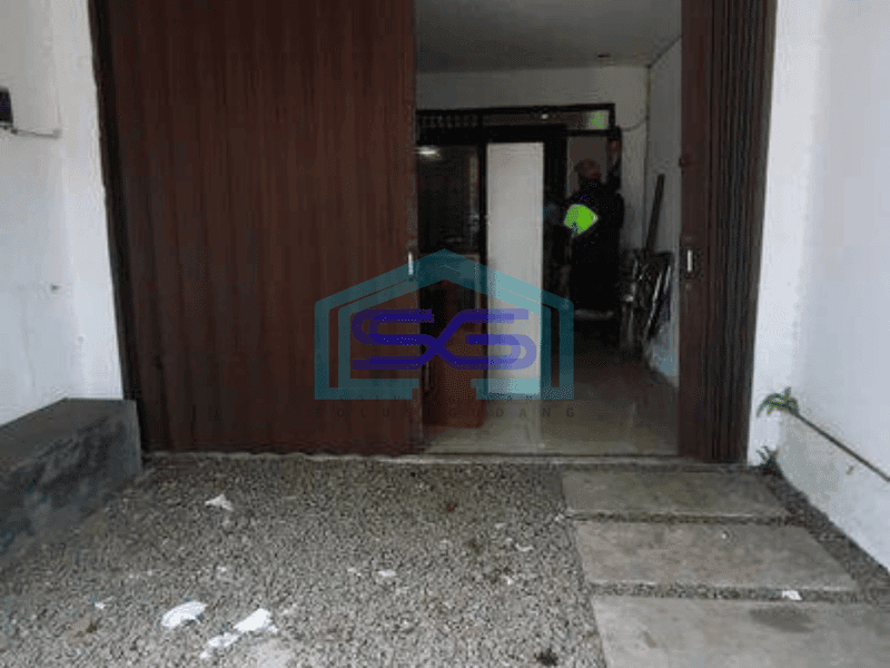 Disewakan Ruko dipinggir jalan kebagusan Jagakarsa cocok untuk usaha kantor/gudang