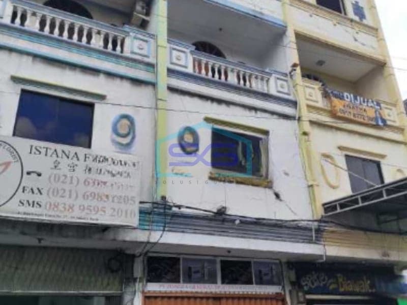 Disewakan Ruko Dekat Kota Tua di Jalan Bandengan Raya, Jakarta Utara LB 260 m²