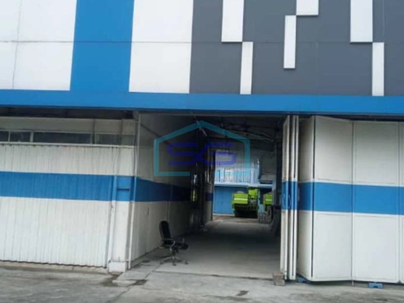 Dijual Gudang Lokasi Strategis di Jalan KH Hasyim Ashari, Tangerang LB 700 m²