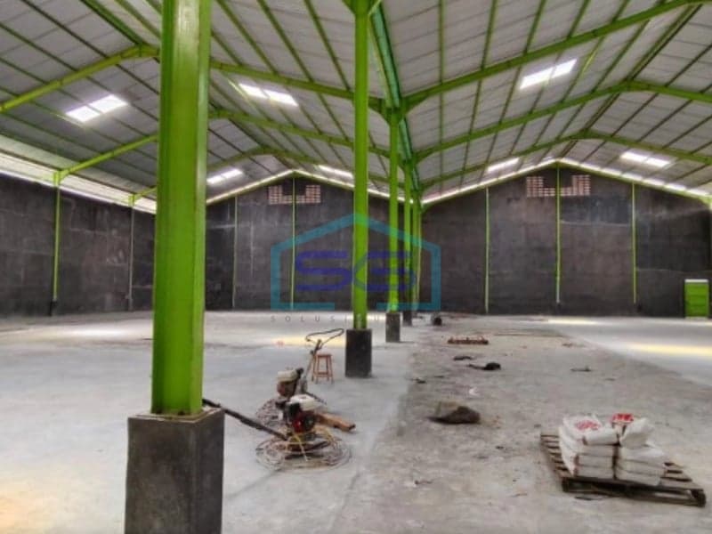Disewakan Gudang di Kawasan Industri Oppo Bayur, Tangerang Kota LB 2000 m²