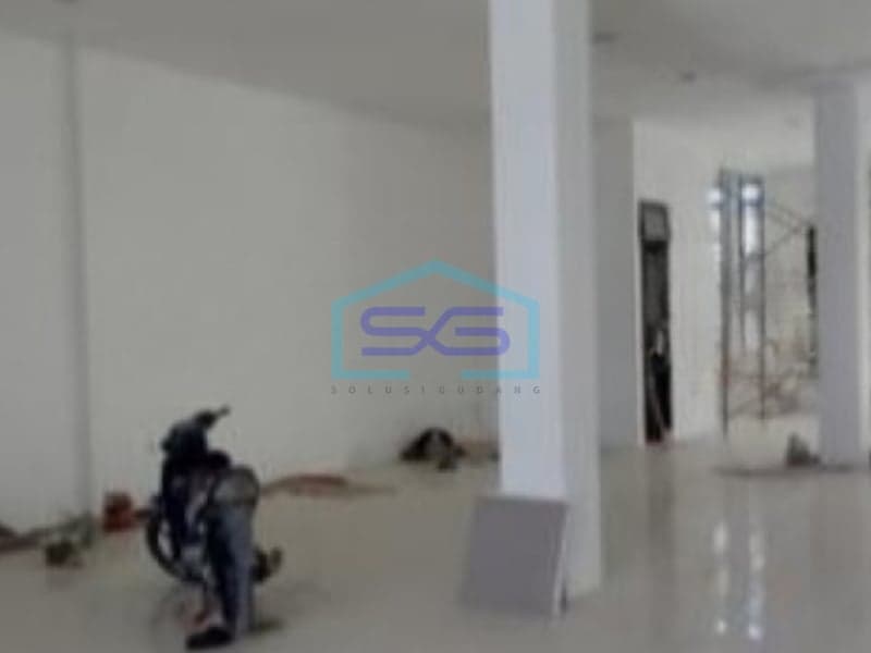 Disewakan Ruko Luas Tanah 540 m² Lokasi di Tangerang Selatan