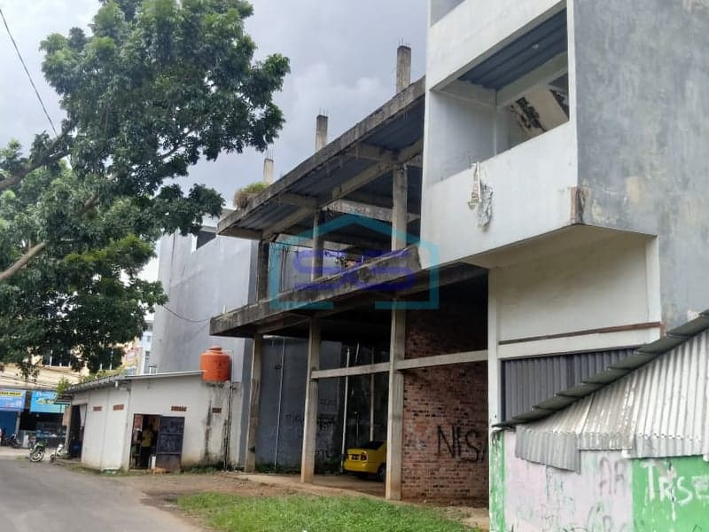 Dijual Tanah Bonus Bangunan LT 385 m2 Palembang Sumatera Selatan