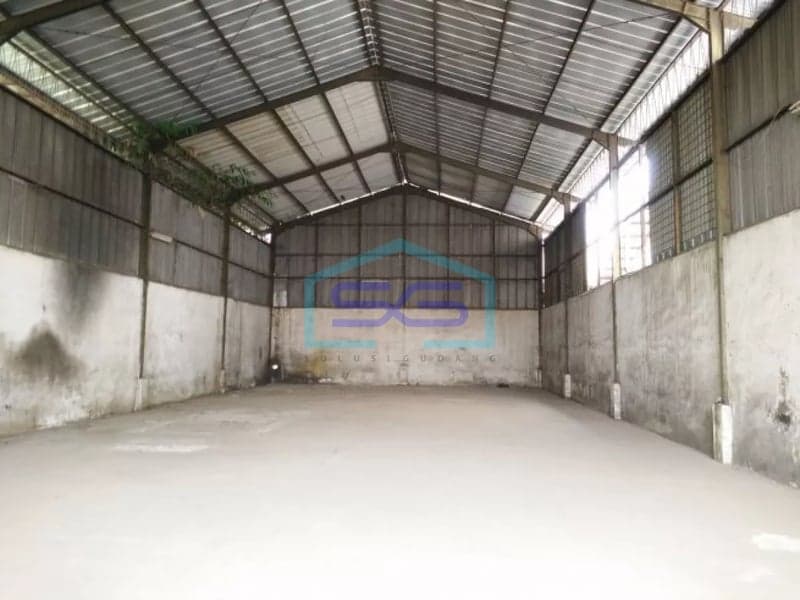 Disewakan gudang di narogong luas 330m