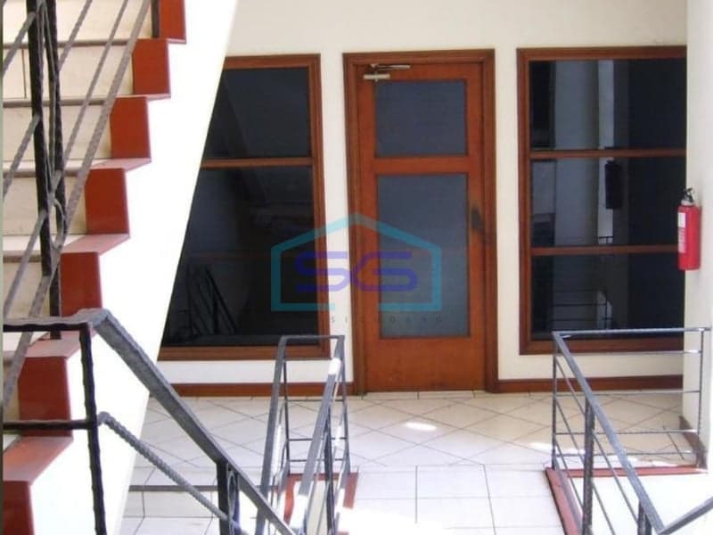 Dijual Gedung Kantor di Area Jakarta Selatan Luas Tanah 136 m²