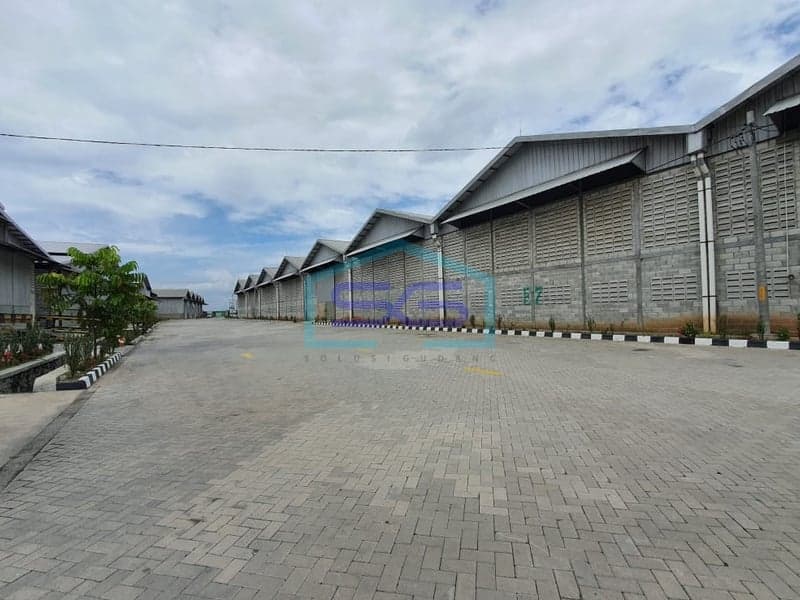 Disewakan Gudang Karawang Barat Bangunan Siap Pakai.Kondsisi Istimewa di Karawang.