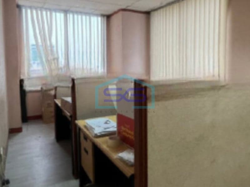 Dijual Ruko Luas Tanah 292 m² Lokasi di Jakarta Selatan Kondisi Bagus