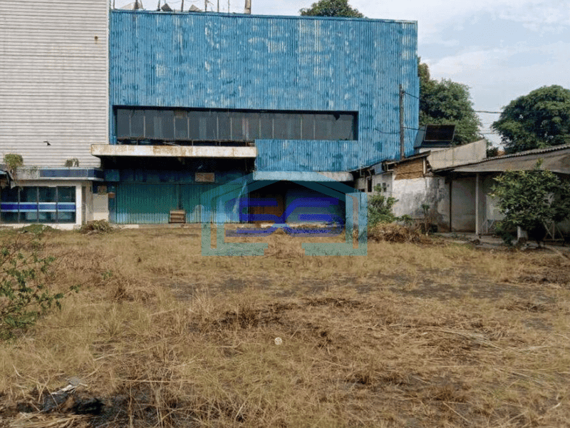 Dijual Ex swalayan di balaraja barat dekat ke pintu tol cocok buat Gudang
