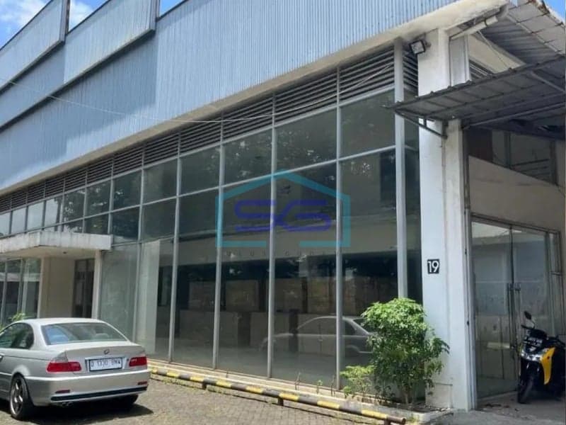 Dijual Gudang Kantor Strategis di Soekarno Hatta, Bandung Jawa Barat Siap Huni Luas Tanah 7723 m²