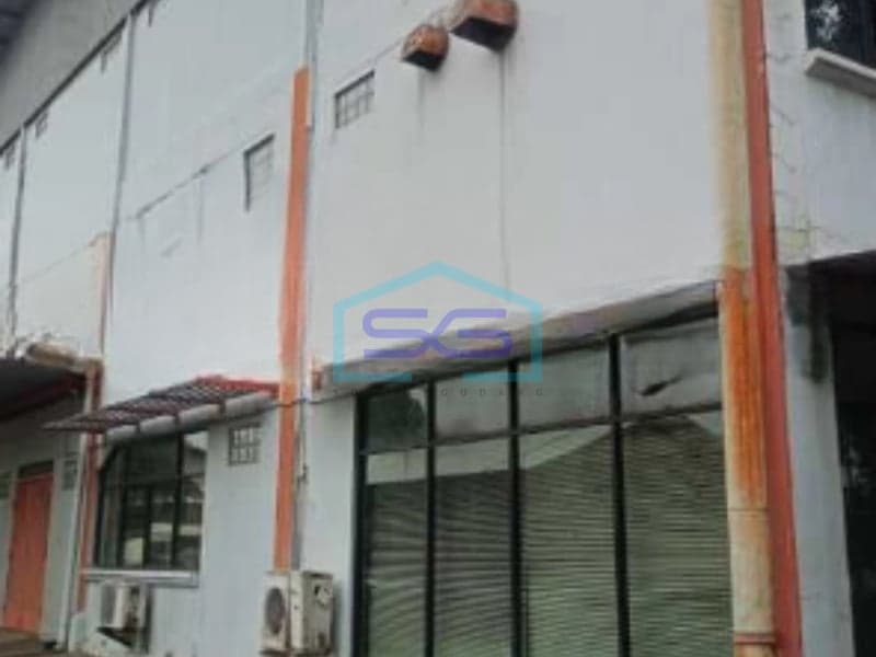 Dijual Gudang Luas Bangunan 5000 m² Bebas Banjir Lokasi di Tangerang Selatan