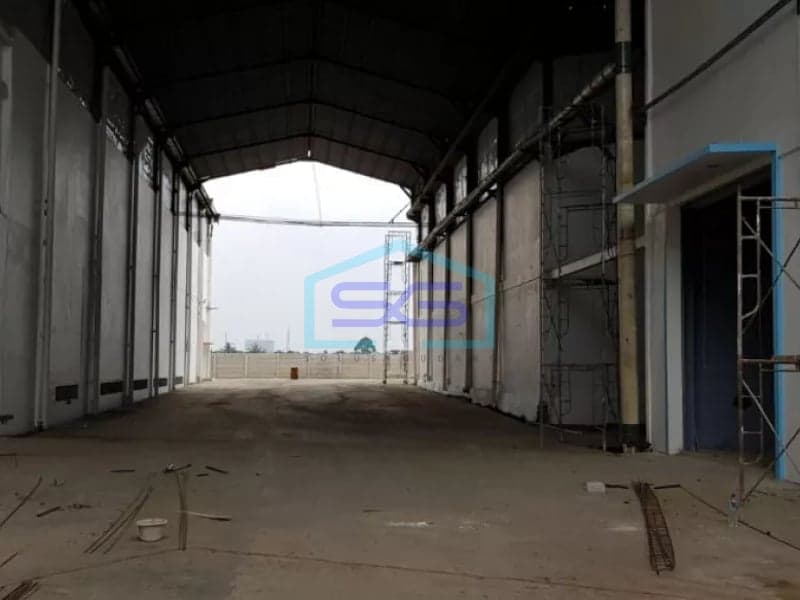 Disewakan gudang di sentul luas bangunan 1350m
