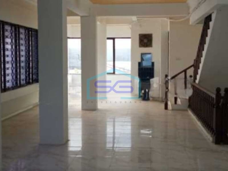 Disewakan Ruko Lokasi Strategis di Gunung Sahari, Jakarta Utara LB 350 m²